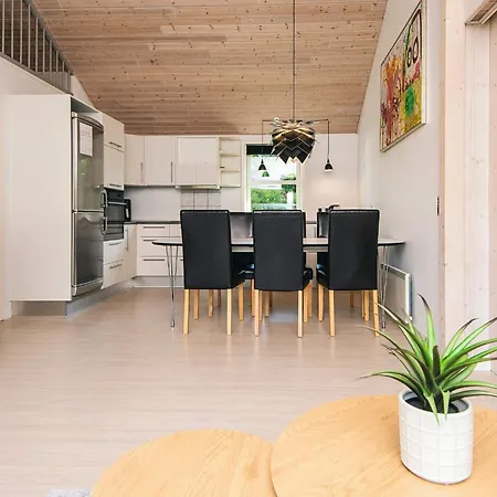 Сasa de vacaciones 6 Person In *