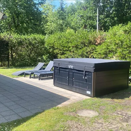 6 Person In Vakantiehuis Ansager